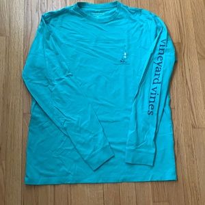 VINEYARD VINES logo tee size M men’s